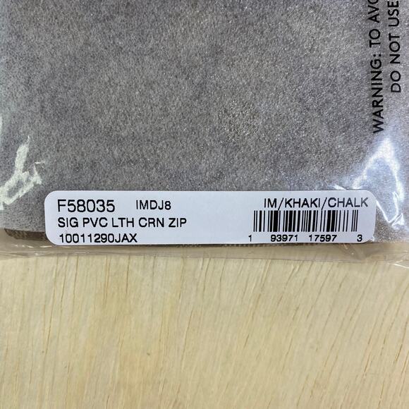 NEW Coach Womens Khaki Chalk Corner Zip Wristlet In Signature Canvas - Picture 7 of 8